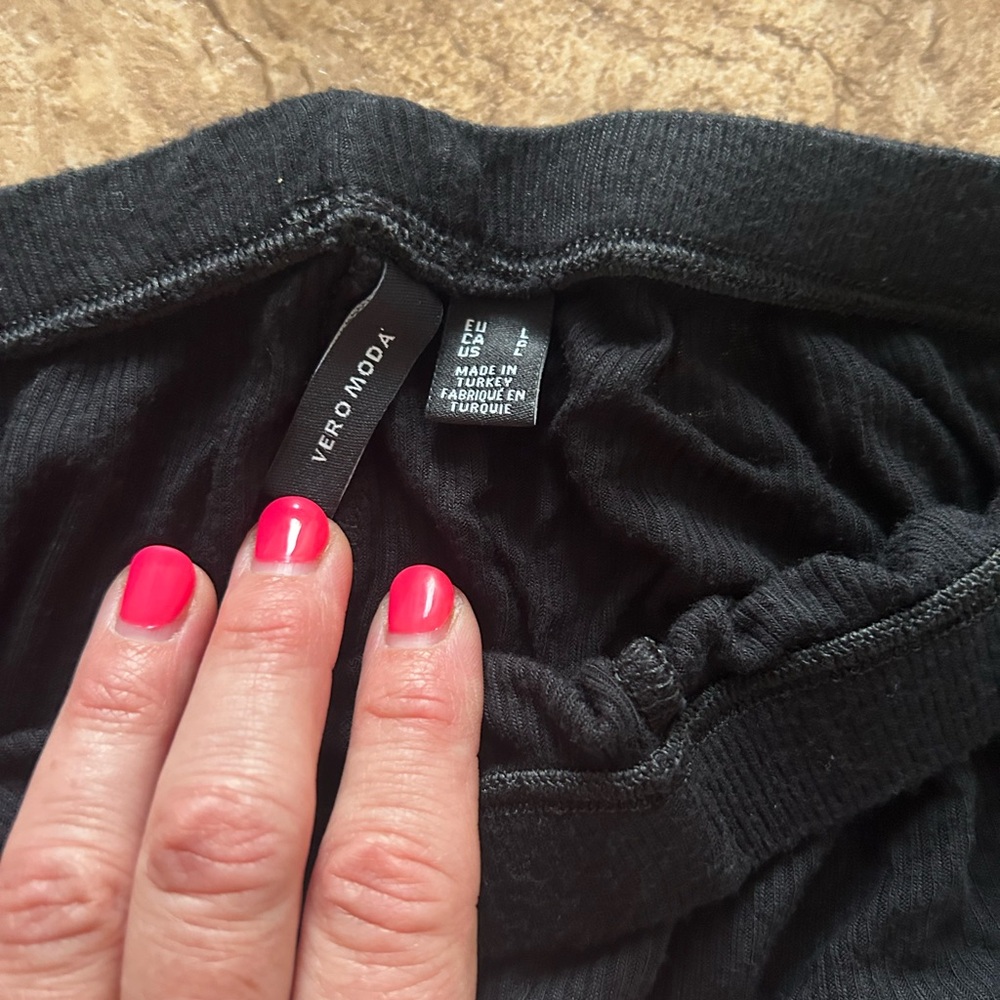 Large Vero Moda Pajama Set - Picture 2 of 5